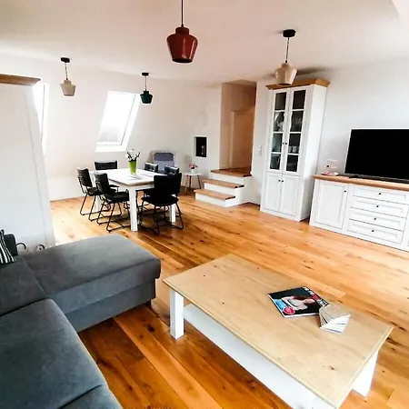 With 1 Bedroom Hébergement de vacances *